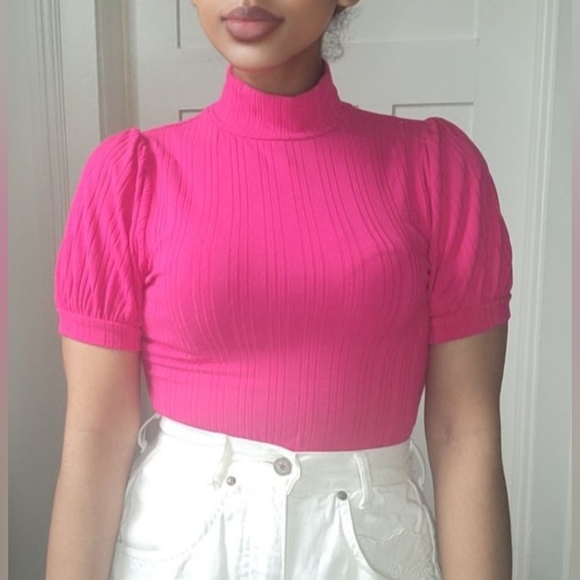 Banana Republic top - Picture 1 of 3